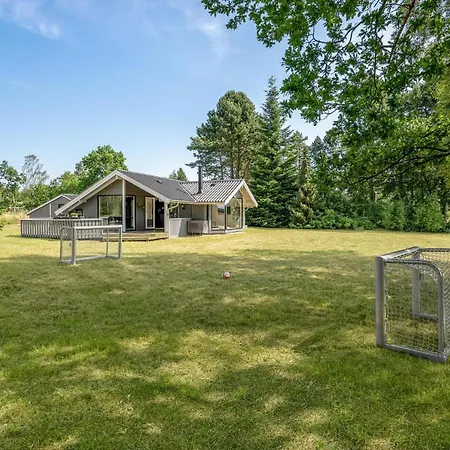 Дом отдыха Beautiful In With Wifi *